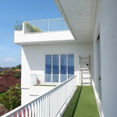Villa Tepi Segara