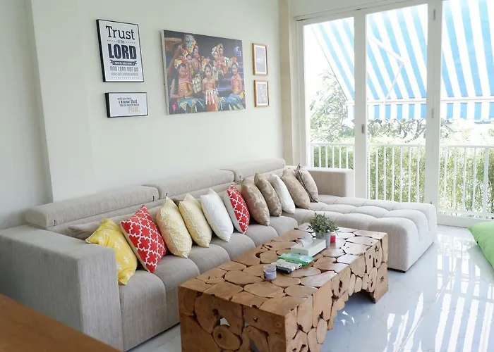 Tepi Segara House Villa